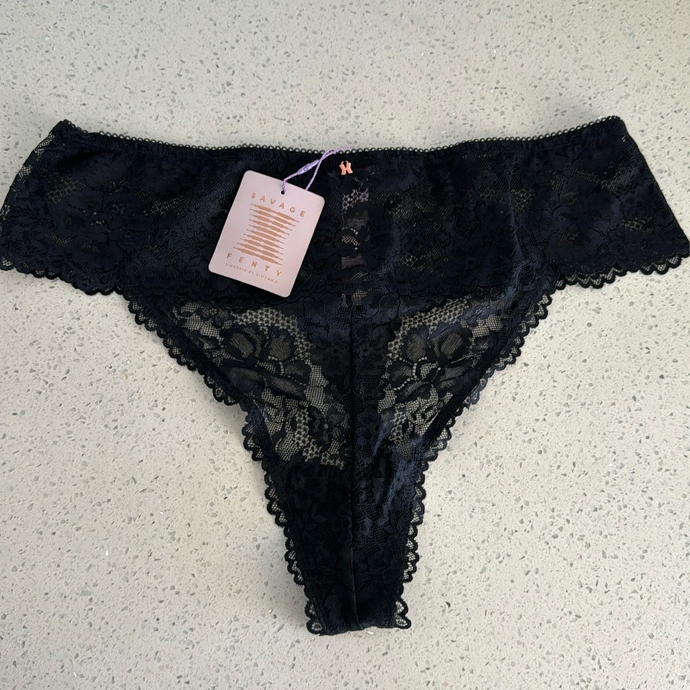 Savage Fenty Black Lace Thong 2X